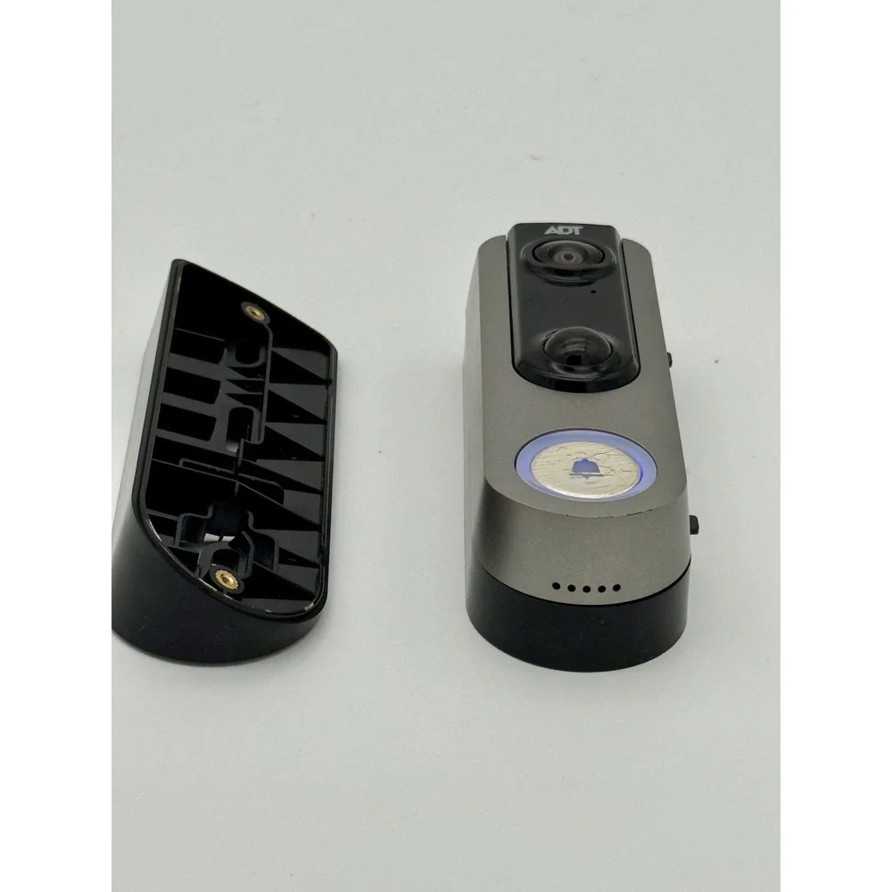 ADT DBC835-V2 Wireless HD Video Doorbell Camera w/ Mount Plate Tested Working